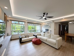 Blk 874B Tampines Greenflora (Tampines), HDB 5 Rooms #563196351